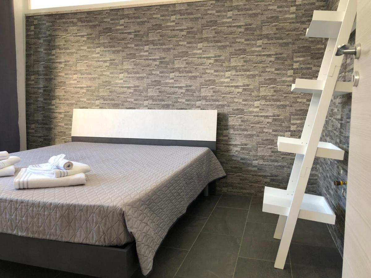 Sunrise Beach Apartment トラーパニ エクステリア 写真